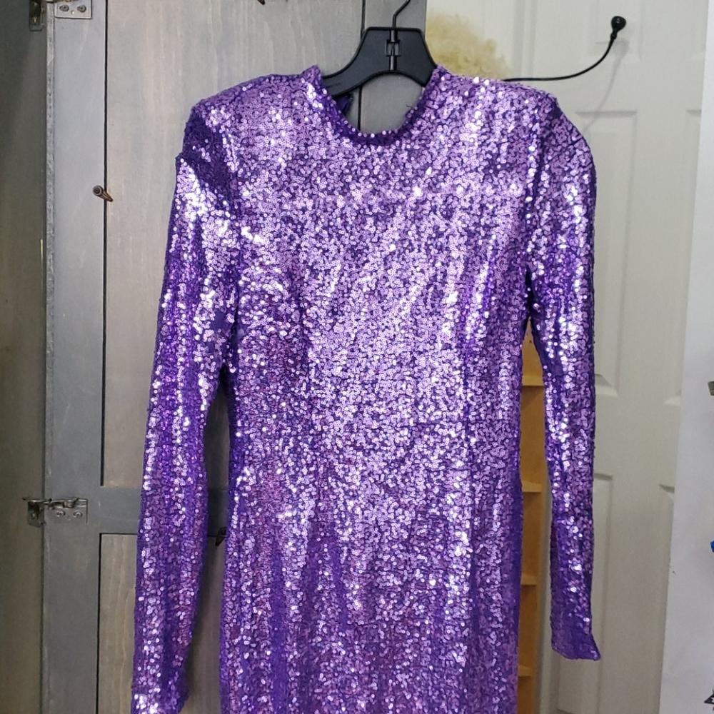 Glamour sparkle tight purple dress